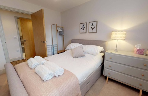 Wantage Apartment | Little Lane Holiday Let 2 Beds & Sleeps 4 ⭐️⭐️⭐️⭐️