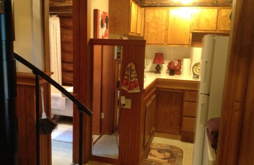 Eugene Cabin | Little Log Cabin in the Woods!