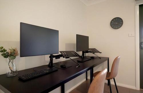 Dubbo Villa | Little Manhattan - Dubbo