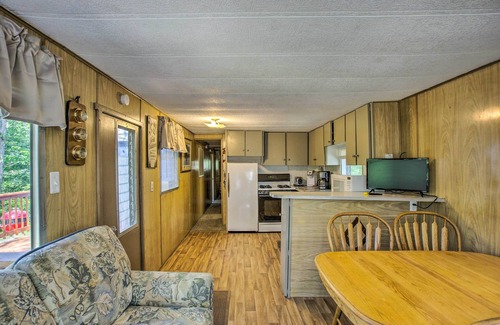 Irons Cabin | Little Manistee Riverfront Cabin w/Fire Pit!