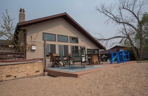 Frazee House | Little McDonald Lake Beach Front Home