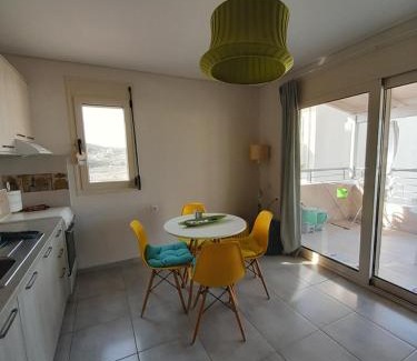 Neo Kalamaki Apartment | Little Octopus