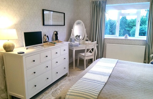 Chichester Bed & Breakfast | Little Orchard Bed and Breakfast Chichester