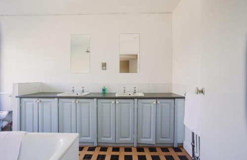 Cowes House | Little Orchard - Cowes