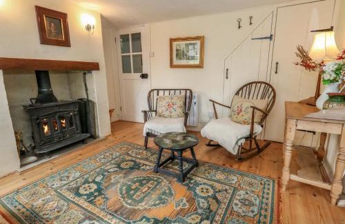 Thorncombe House | Little Orchard