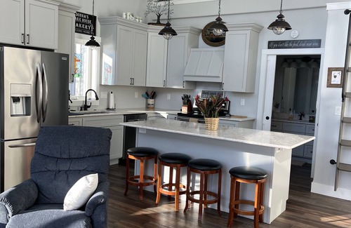 Fremont Cottage | Little Otter Retreat