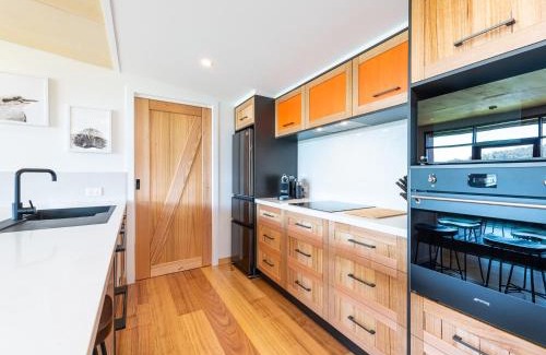 Kettering Villa | Little Oyster Bayview