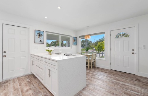 Rock Ridge House | Little Palm Cottage