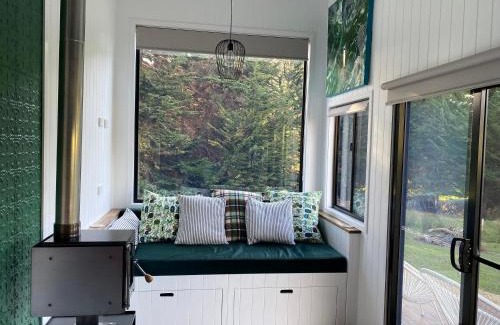 Alonnah House | Little Pardalote Tiny Home Bruny Island