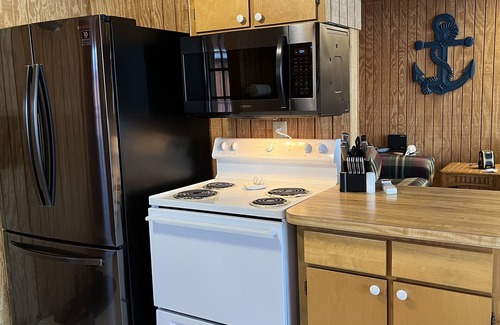 Honor Cottage | Little Platte Lake Front Cabin Near Sleeping Bear