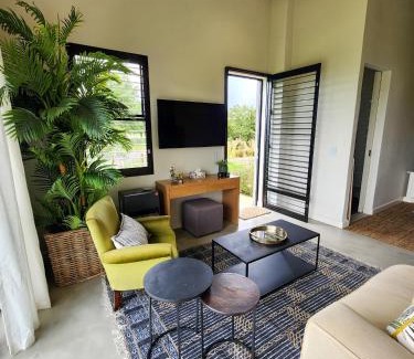 Nottingham Road Apartment | Little Prestwick on Gowrie Farm, Nottingham Road