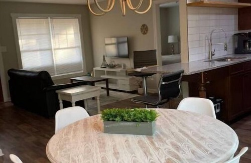 Crisp House | Little Ranch in the country, near hwy 301