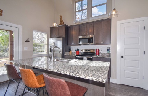 Tallassee Cabin | Little Red at Kowaliga Bay by Big Fish Real Estate Group at Lake Martin