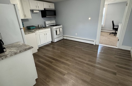 Pawtucket House | Little Rhody