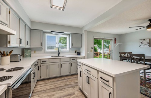 Grant Cottage | Little Sand Lake's Peaceful Cottage