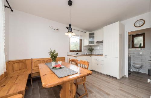 Tkon House | Little Sea House