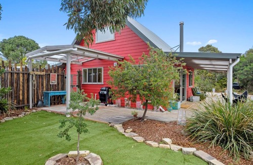 Clifton Beach House | 'Little Secret' Charming Clifton Beach Sanctuary