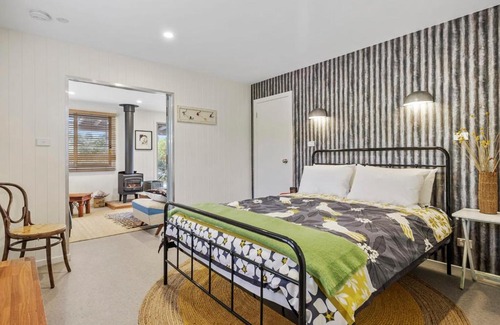 Clifton Beach House | 'Little Secret' Charming Clifton Beach Sanctuary