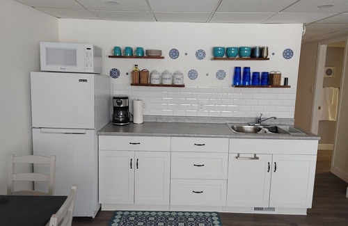Chase House | Little Shuswap Lake Front Suite