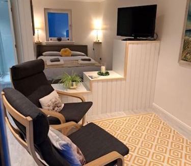 Avoch Apartment | Little Slioch Cottage- A Break From City Life
