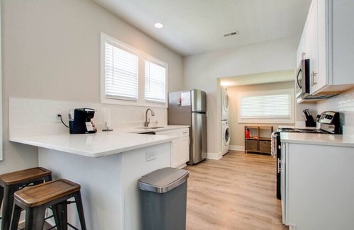 Murfreesboro House | Little Stone House in the Heart of Murfreesboro