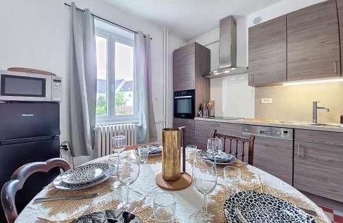 Neudorf Ouest Apartment | Little Strasbourgeoise - Proche Hypercentre - Tram - Charme et Confort