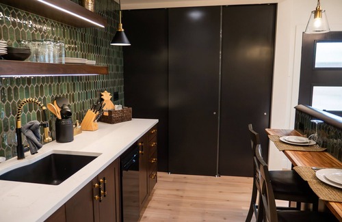 Sunset House | Little Sunset GUEST SUITE Downtown Boise | Sunset Ave