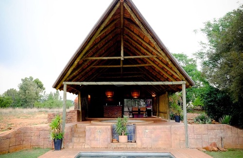 Hartbeespoort Cottage | Little Swift Chalets