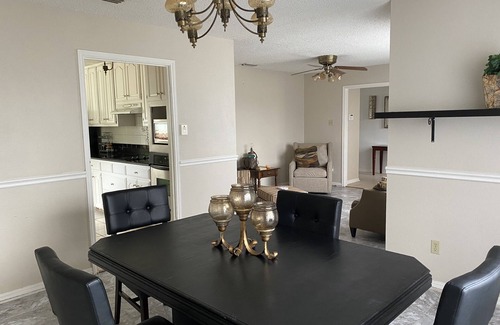 Round Rock House | Little Texas