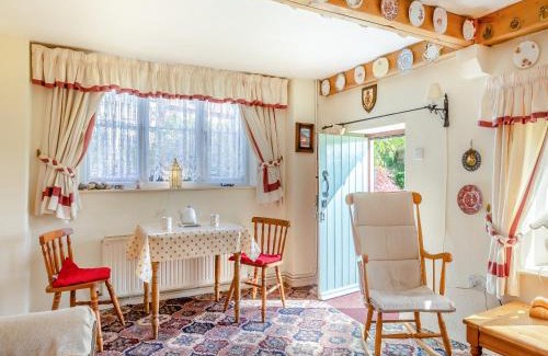 Bridport House | Little Thatch