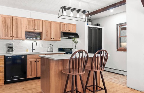 Hunter Cabin | Little Timber Lodge - 3BD Modern Wellness Retreat. Sauna, Cold Plunge, 2 Acres