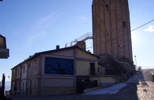 Aielli House | LITTLE TOWER