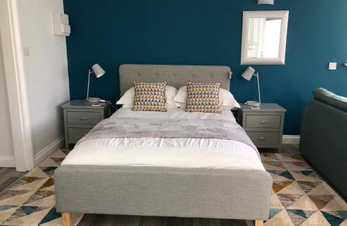 Saint Gennys Apartment | Little Valley View