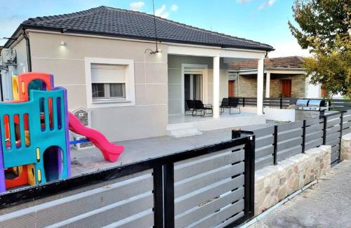 Mavromati Villa | Little village Trikala