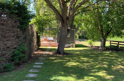 Clarkville Cottage | "Little Walnut" A charming rural tiny home only 15 minutes from Chch airport.