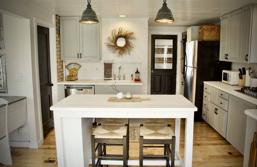 Ephraim House | Little White Farmhouse in Sister Bay