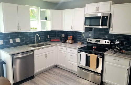 OST - South Union House | Little White Lighthouse NRG/UH/TSU/RICE/Midtown/Downtown