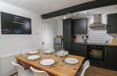 Chippenham Cottage | LITTLE WICK, pet friendly, character holiday cottage in Lacock
