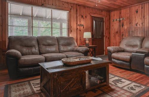 Mena House | Little Wolf Cabins and ATV Rentals