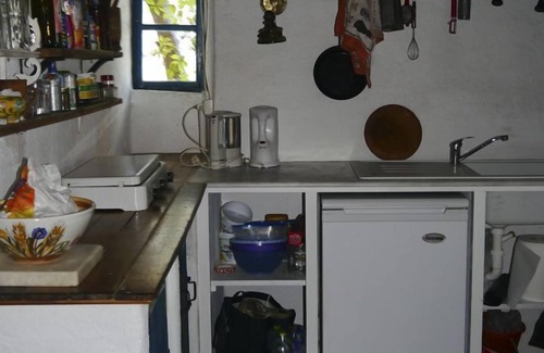 Alonissos House | Little Yellow House With Beautiful Sea View