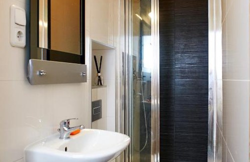 Friedrichshain House | LittleFriedrichRooms @ propellerwerk