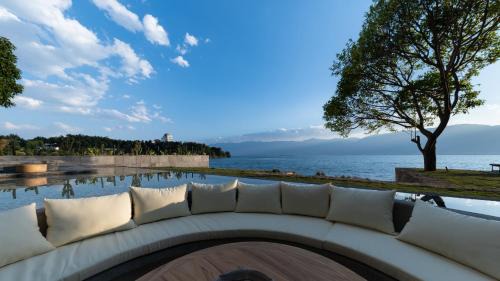 Dali Town Hotel | LIUBAI CUNSHU Seaview Resort Hotel