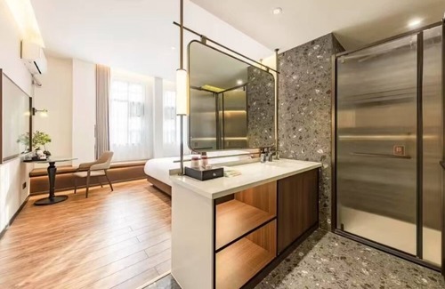 Chenggong Hotel | Liujinsuiyue Hotel