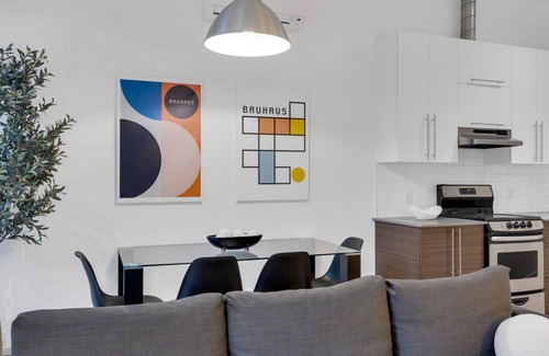 Downtown Montreal Apartment | LiV MTL Downtown-303 1BR Spacious Superior Suite
