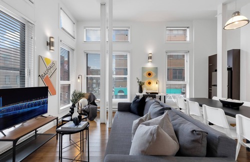 Plateau Mont Royal Apartment | Liv MTL - Main