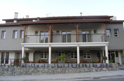 Kyperounta Hotel | Livadia Hotel Kyperounta