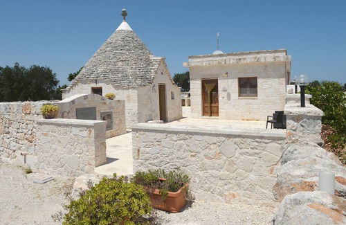 Coreggia Villa | Live a peaceful experience in the "Garden of Europe" of Puglia
