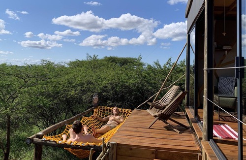 Hluhluwe Cottage | Live amongst giraffes in a treetop cabin