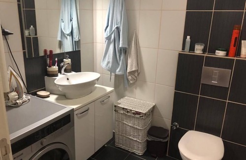 Cekmekoy House | Live assisted Çekmeköy Residence