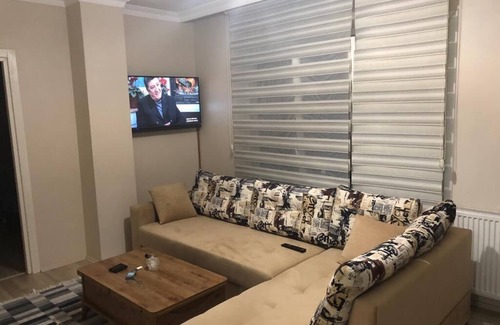 Cekmekoy House | Live assisted Çekmeköy Residence